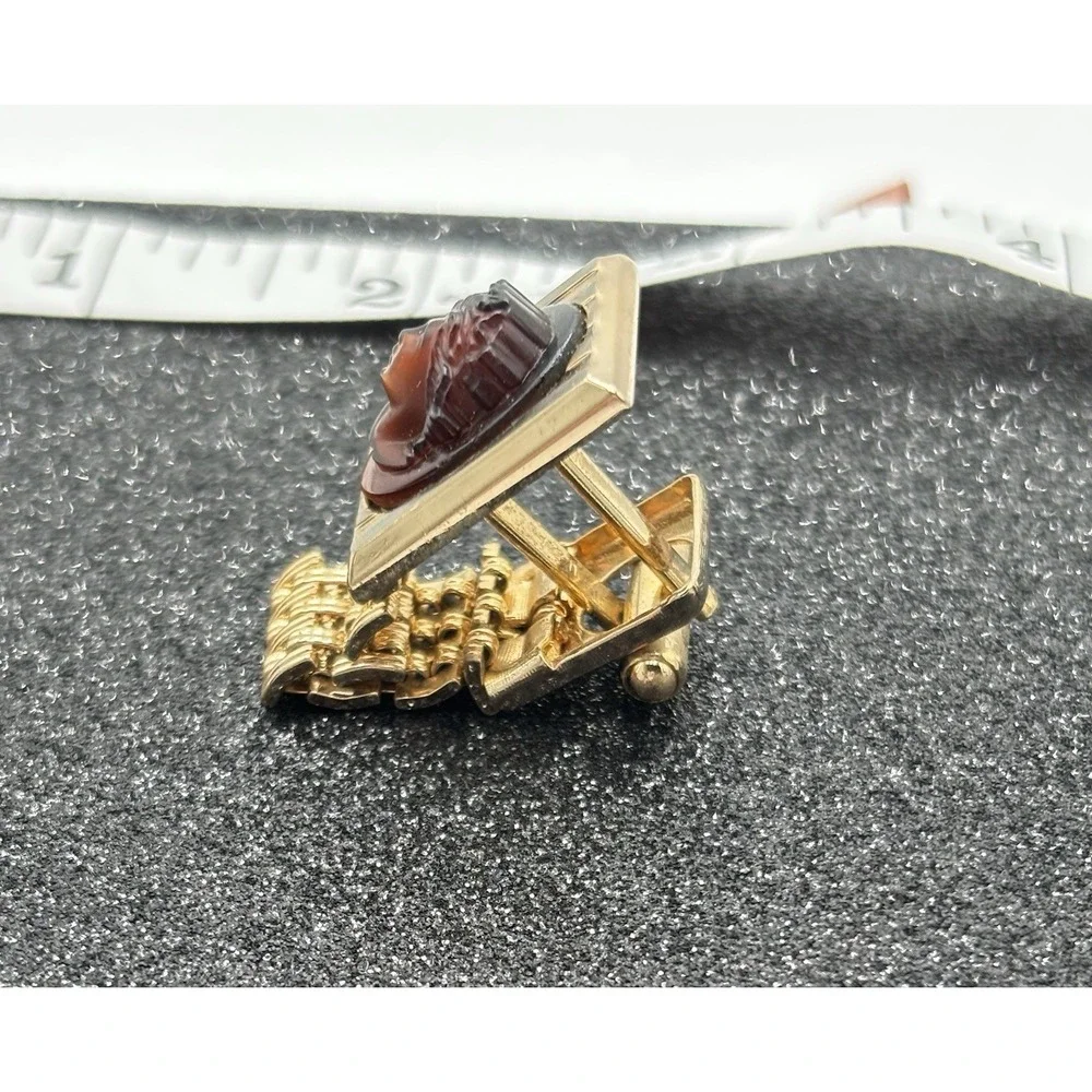 Vintage Hickok Cameo Cufflinks Tie Tack‎ Set Gold Tone Roman Intaglio Mens